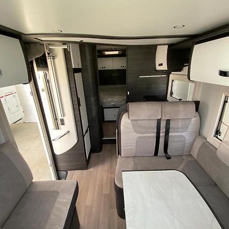 Magnifica Autocaravana Adria Matrix Axess 670Sl グラナダ エクステリア 写真