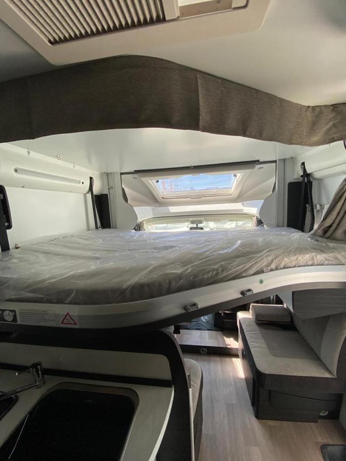 Magnifica Autocaravana Adria Matrix Axess 670Sl グラナダ エクステリア 写真